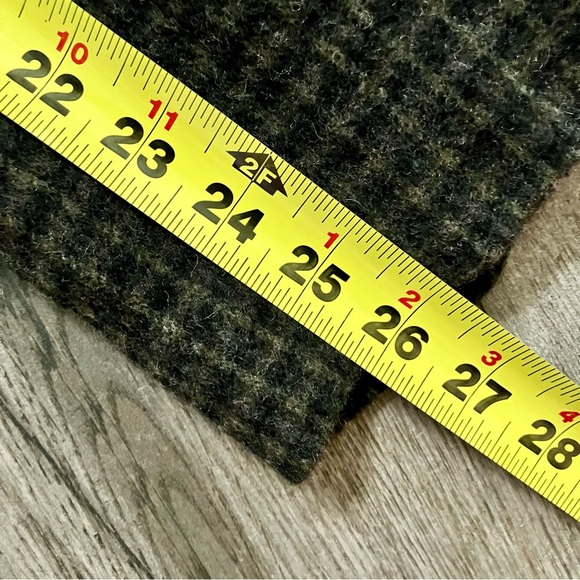 VINCE Women’s Check Plaid Easy Pull On Straight Leg Pants, Wool Cashmere - S/P - Picture 12 of 13